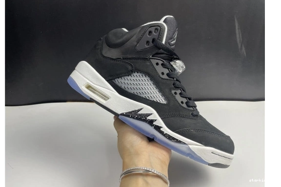 CT4838-011 Jordan CT4838-011 “Oreo” Air 5 0503